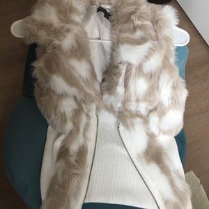 Faux Fur Ladies Vest size Small
